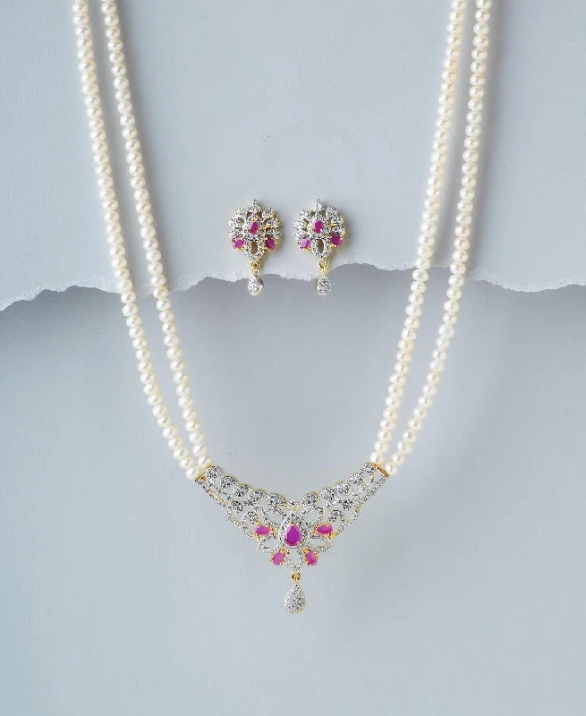 Tight clasp necklaces-Floral Real Pearl Necklace Set