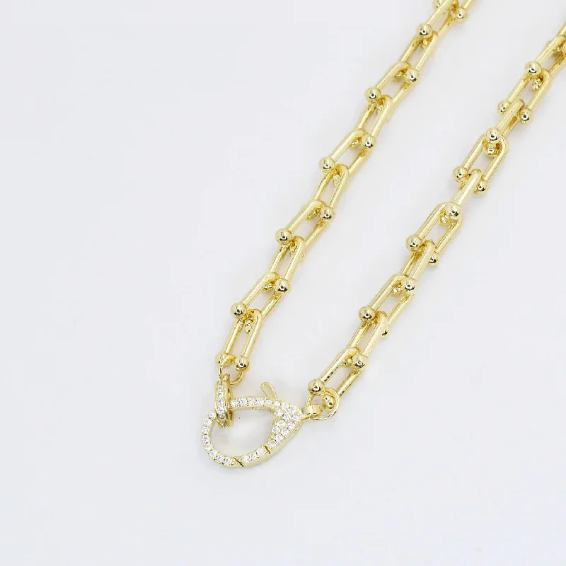 Worn medallion necklaces-Radiant Lock Necklace R20