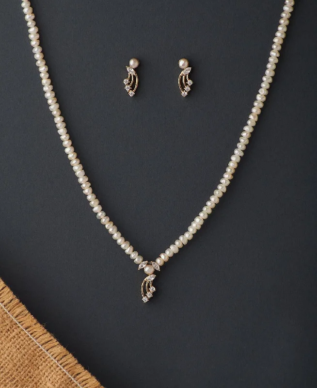 Nymph wing necklaces-Pretty Real Pearl Necklace Set