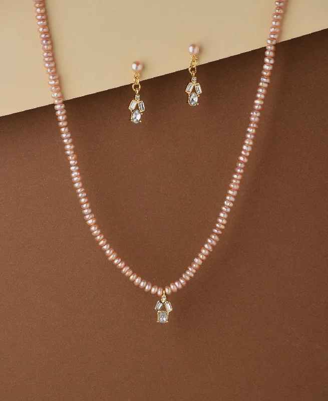 Emerald drop necklaces-Pretty Real Pearl Necklace Set