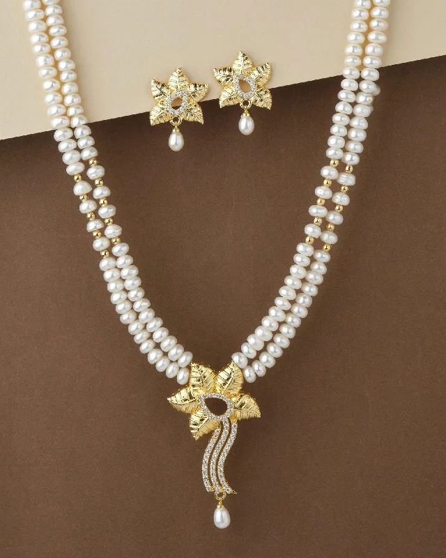 Retro deco necklaces-Floral Real Pearl Necklace Set S23535