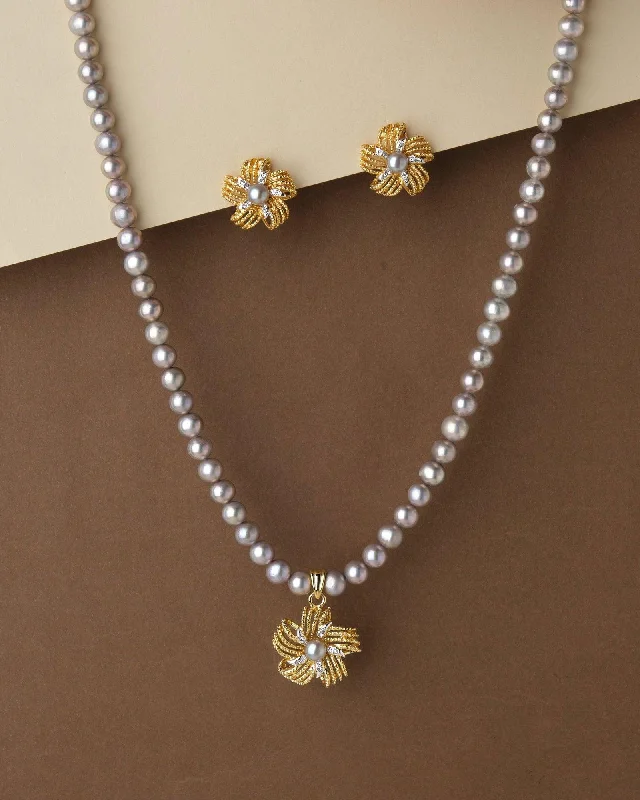 Baroque pearl necklaces-Floral Pearl Necklace Set