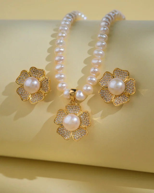 Rope braid necklaces-Floral Pearl Necklace Sets