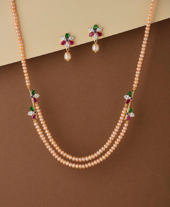 Bead weave necklaces-Florial Stone Studded Pearl Necklace Set