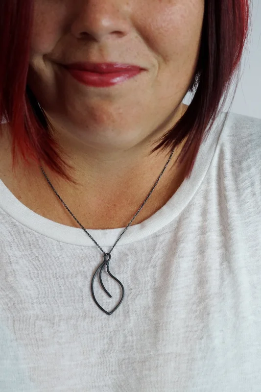 Alloy metal necklaces-Fleurir Necklace in black steel, silver, or bronze