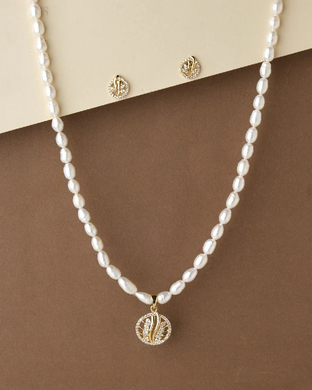 Chic art necklaces-Pretty Pearl Necklace Set