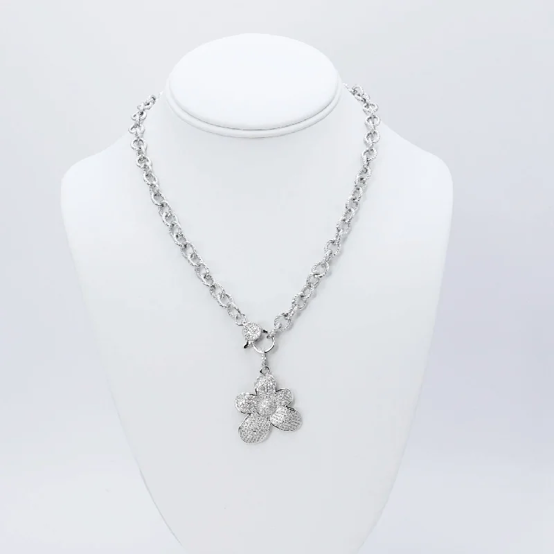 Smooth pendant necklaces-Cute Flower Silver Necklace J3