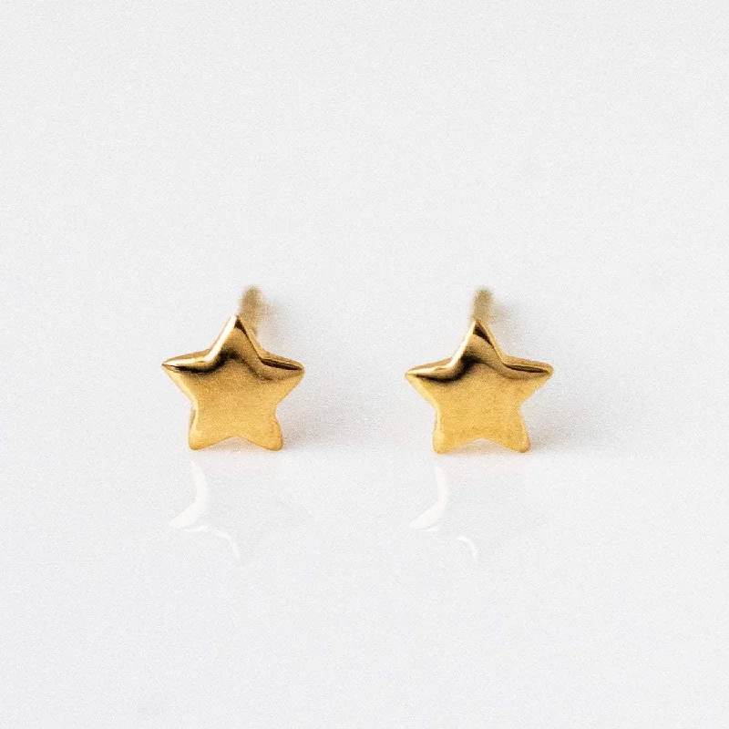 Trekker feather earrings-Solid Gold Star Earrings