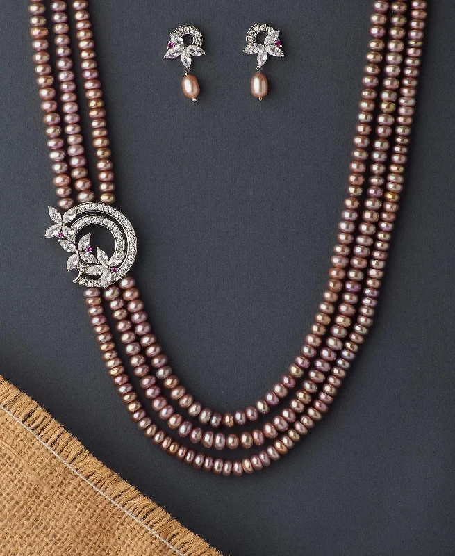 Multi-chain necklaces-Floral Pearl Necklace Set