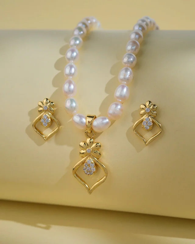 Twisted knot necklaces-Pretty Pearl Necklace Sets