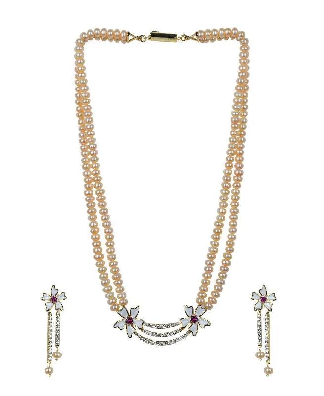 Haze glass necklaces-Floral Pearl Necklace Set