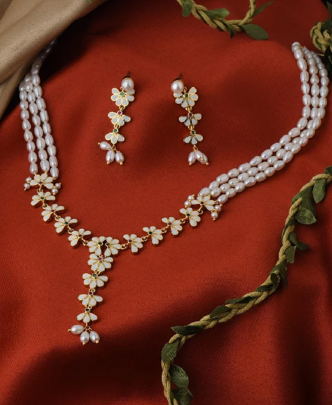 Leaf motif necklaces-Floral Enamel Real Pearl Necklace Set