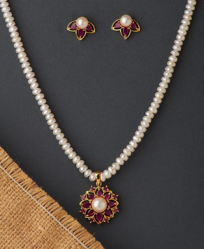 Raised bar necklaces-Floral Real Pearl Necklace Set