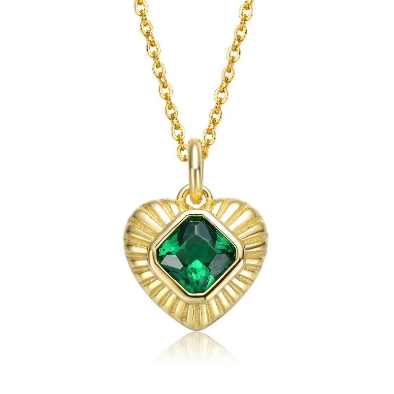 Tight clasp necklaces-Coeur Sunray Green Heart Pendant Necklace