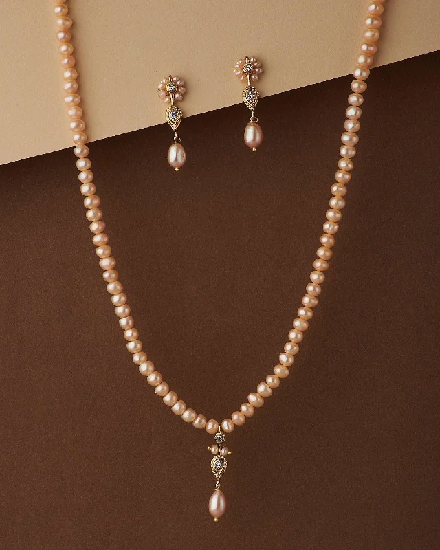 Astro sign necklaces-Pretty Pearl Necklace Set