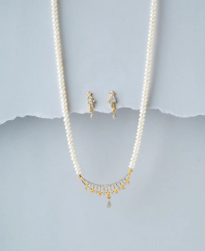 Twisted knot necklaces-Gorgeous White Pearl Necklace Set