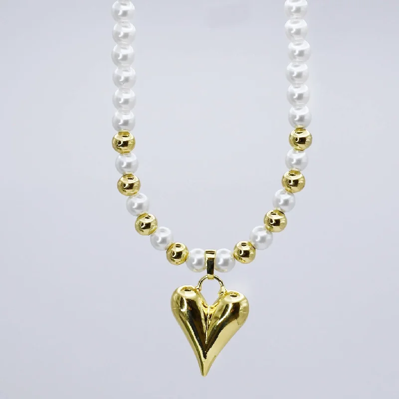 Rope braid necklaces-Pearly Teardrop Heart Necklace A15