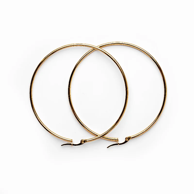 Subtle dangle earrings-Hoop Earrings - Gold